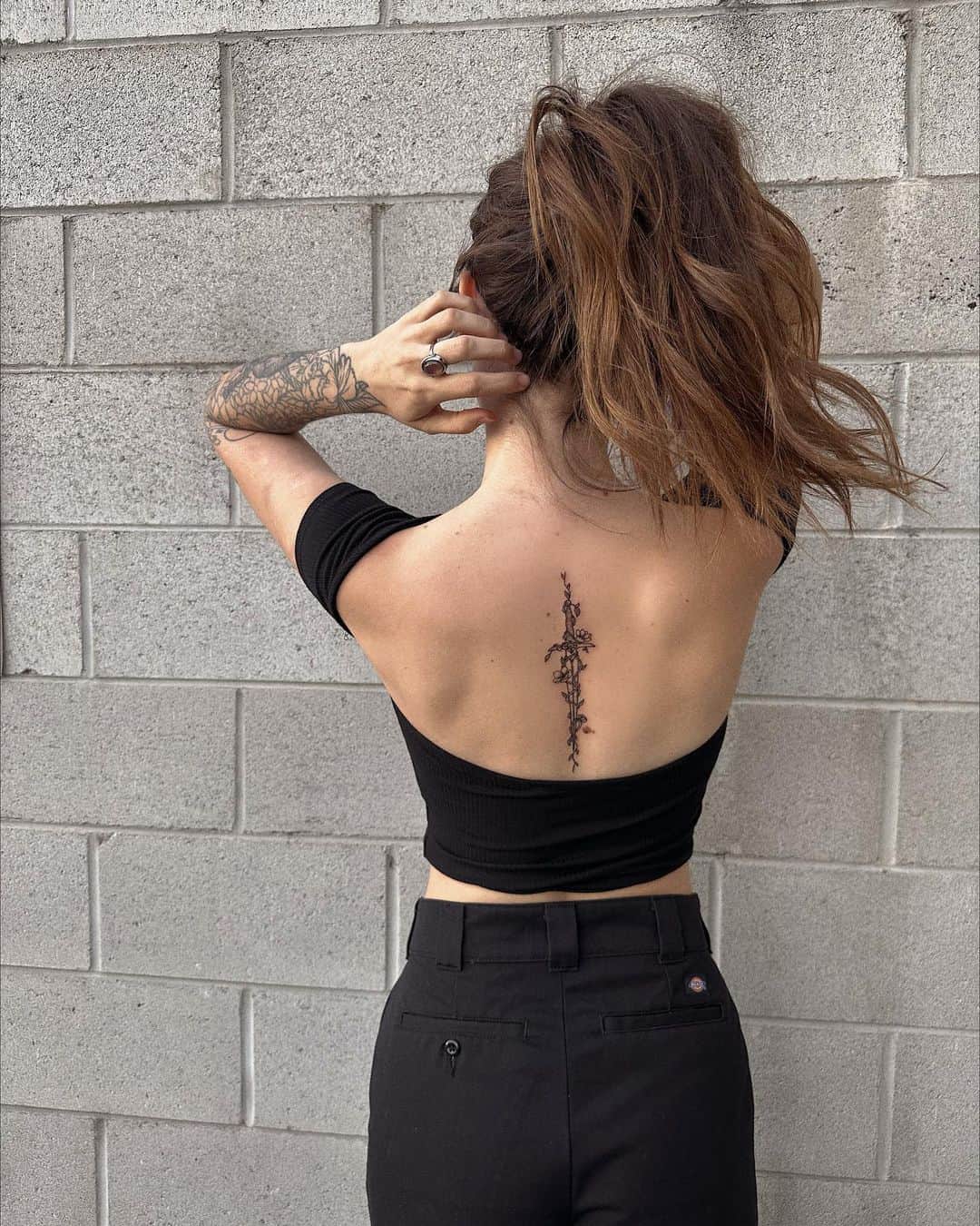 Acacia Brinleyのインスタグラム：「“Remember that you are a wolf. And you cannot be caged.” 🗡️💙   Tattoo by the beautiful @twistedpixietattoos」