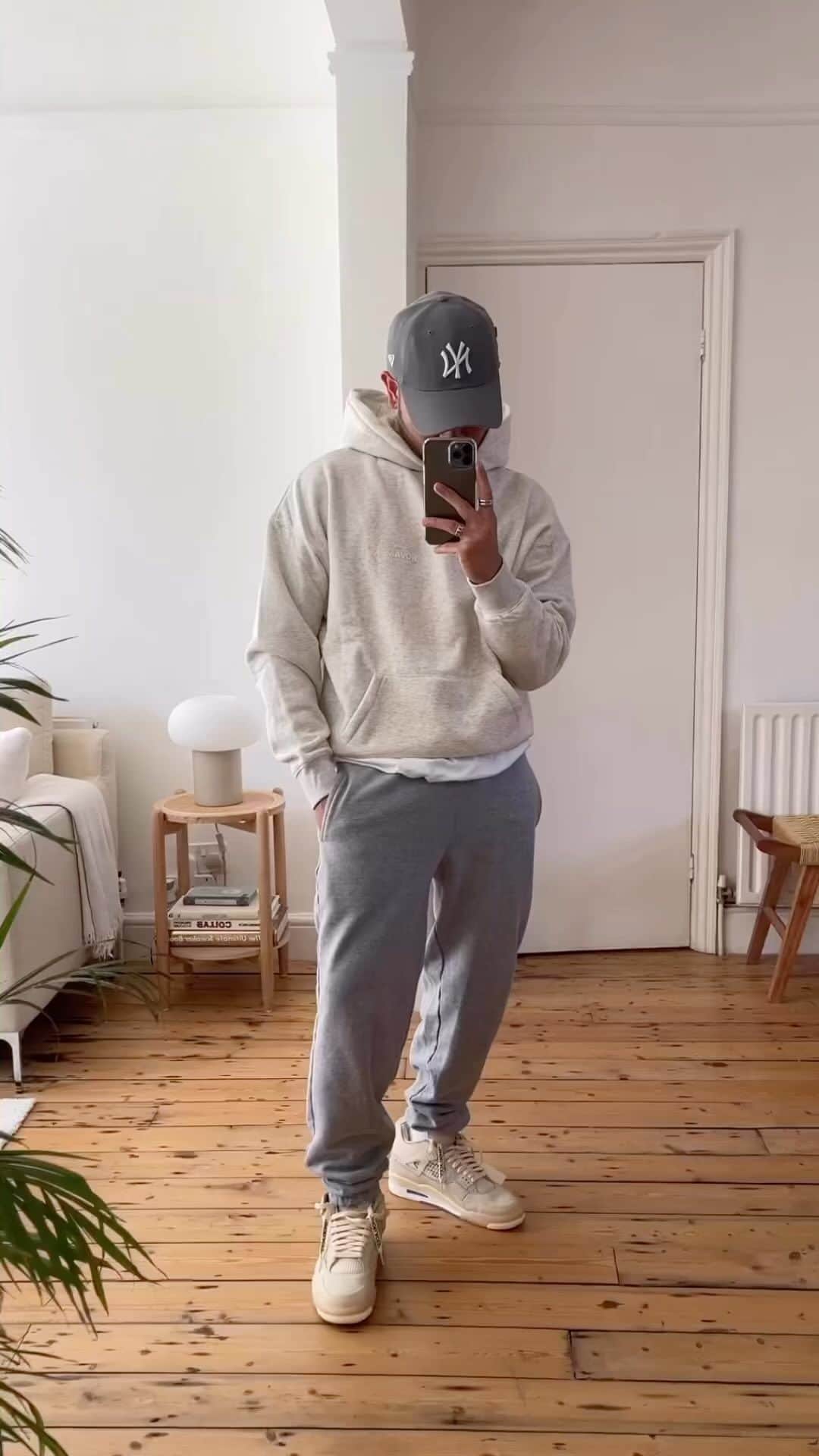 Men Withのインスタグラム：「Sweater options from @novamen which is your favorite? #novaMEN」
