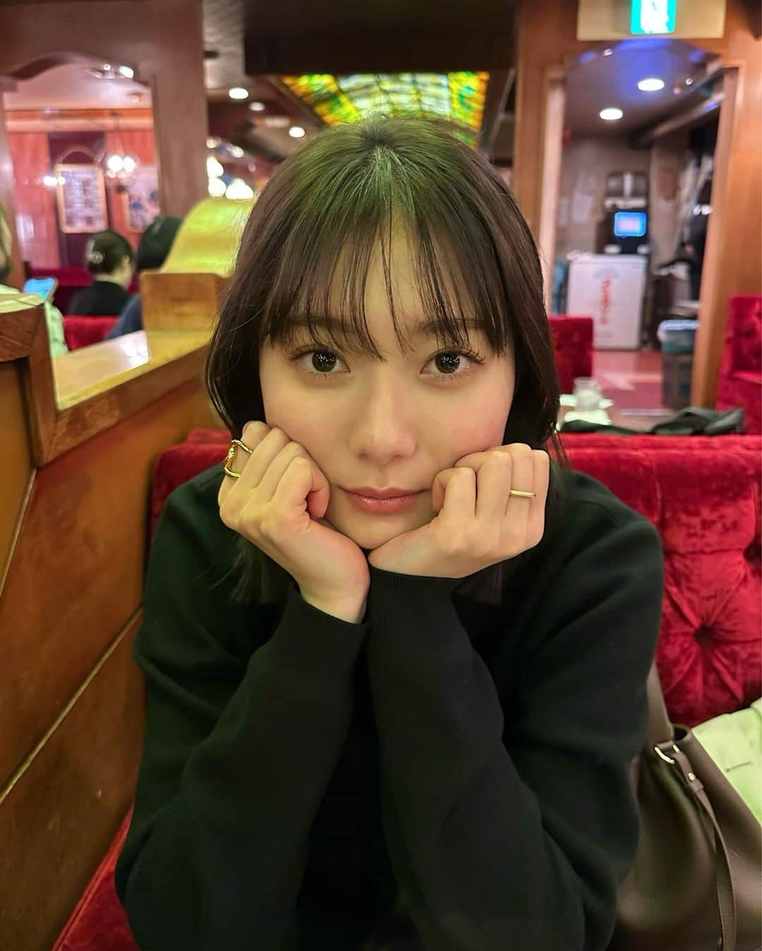 齊藤英里さんのインスタグラム写真 - (齊藤英里Instagram)「30分だけ喫茶店」4月26日 21時36分 - erisaito.official