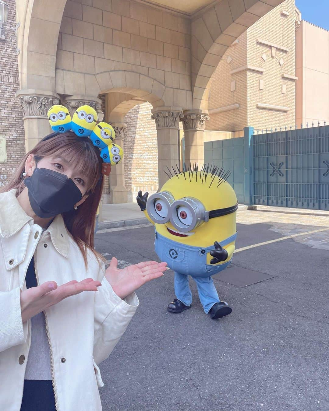 吉田沙保里さんのインスタグラム写真 - (吉田沙保里Instagram)「4月のフレンズは今日が最終回でした！  ふたりとも超ハイテンションで パレードも最高でした😆✨  いっぱい遊んで踊って元気になりました🤗  望結ちゃん！ありがとう🩷 プライベートでもまた一緒に行こうね😘🫶  望結ちゃん最高️🩵USJ最高️🩵  #USJ #ロケ #ハシャGOooooo #中京テレビ」4月26日 21時40分 - saori___yoshida