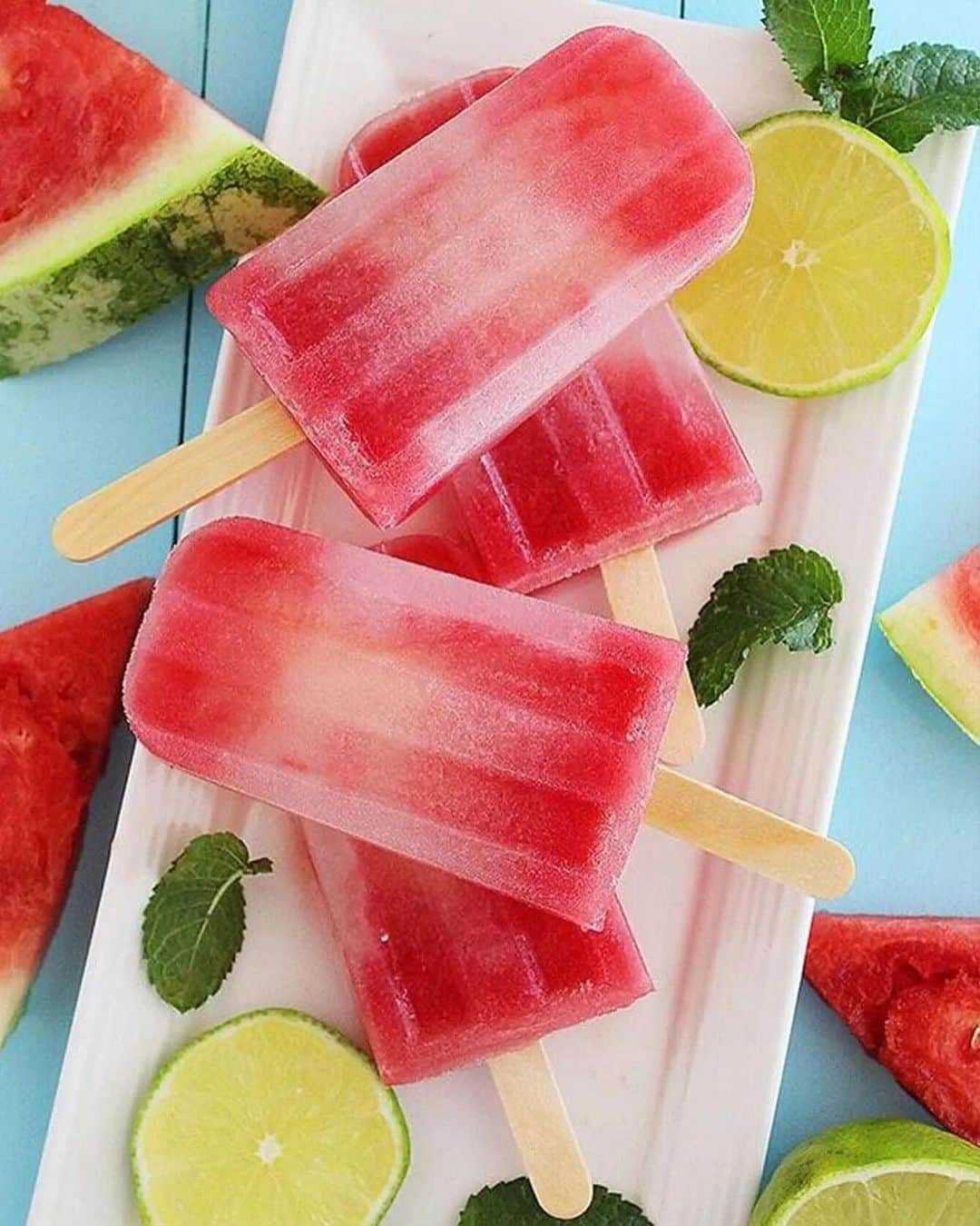 SHEINのインスタグラム：「Pick your "cool for the summer snacks" frozen fave: 🍉 ⭐ or 🍓🍍?  🔎14170415 11174906 14487476  #SHEIN #saveinstyle #SHEINstyle #fashion #chic #OOTD」
