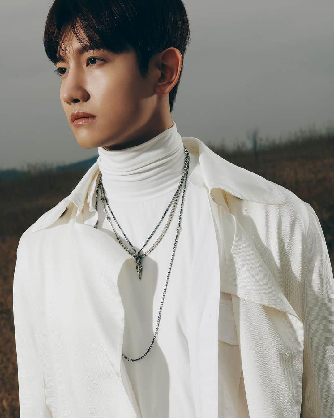 チャンミンのインスタグラム：「[STATION] 최강창민X하현우 {HYBRID}  ➡️ 2023.05.04 6PM KST  #MAXCHANGMIN #최강창민 #changmin88  #TVXQ! #東方神起 #동방신기 #tvxq.official #HAHYUNWOO #하현우 #hahyunwoo_official @vocal_hahyunwoo  #Guckkasten #국카스텐 #guckkasten_official  #HYBRID #STATION #스테이션」