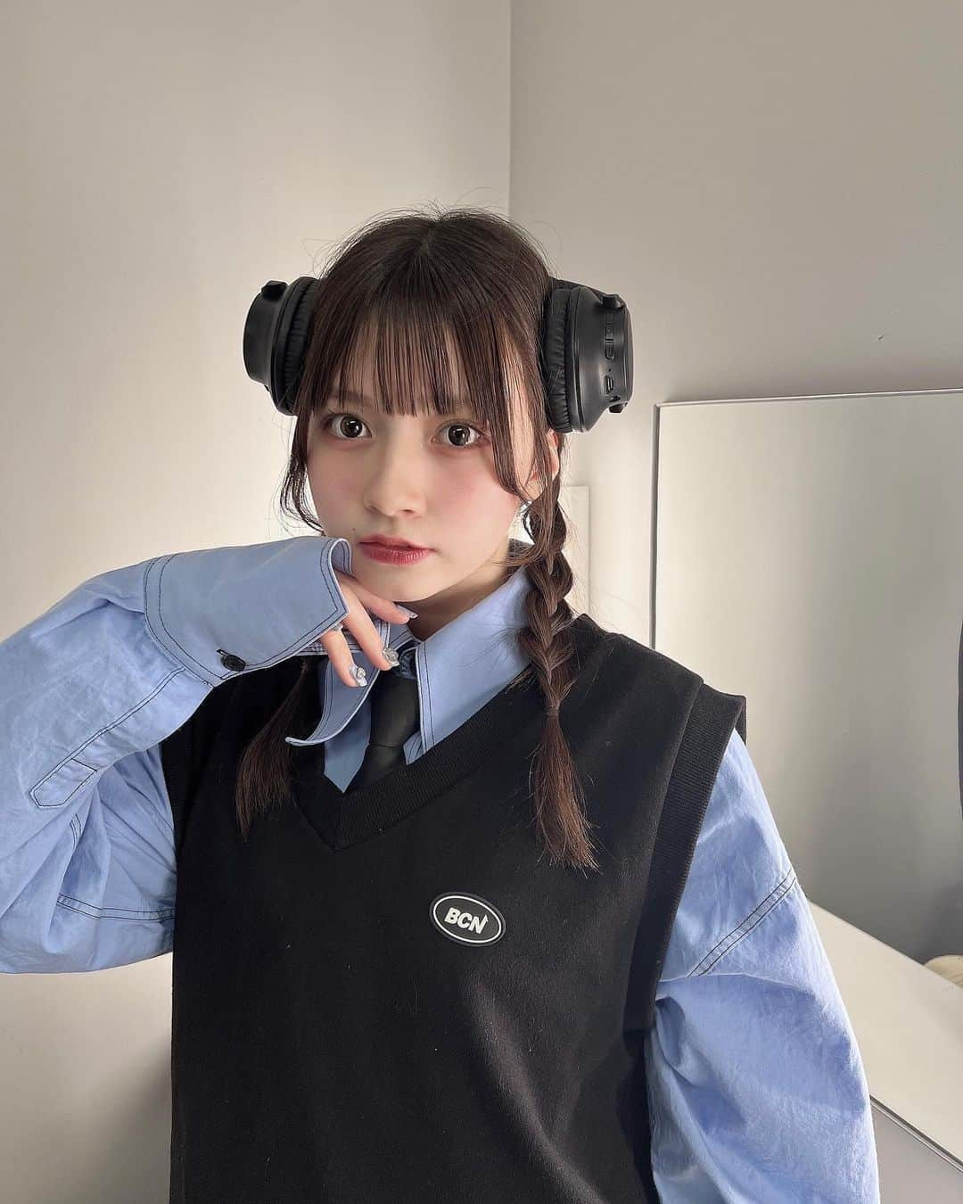 吉澤悠華さんのインスタグラム写真 - (吉澤悠華Instagram)「みんなは何で音楽聴くの ？？」4月26日 20時35分 - harurunfrog_78