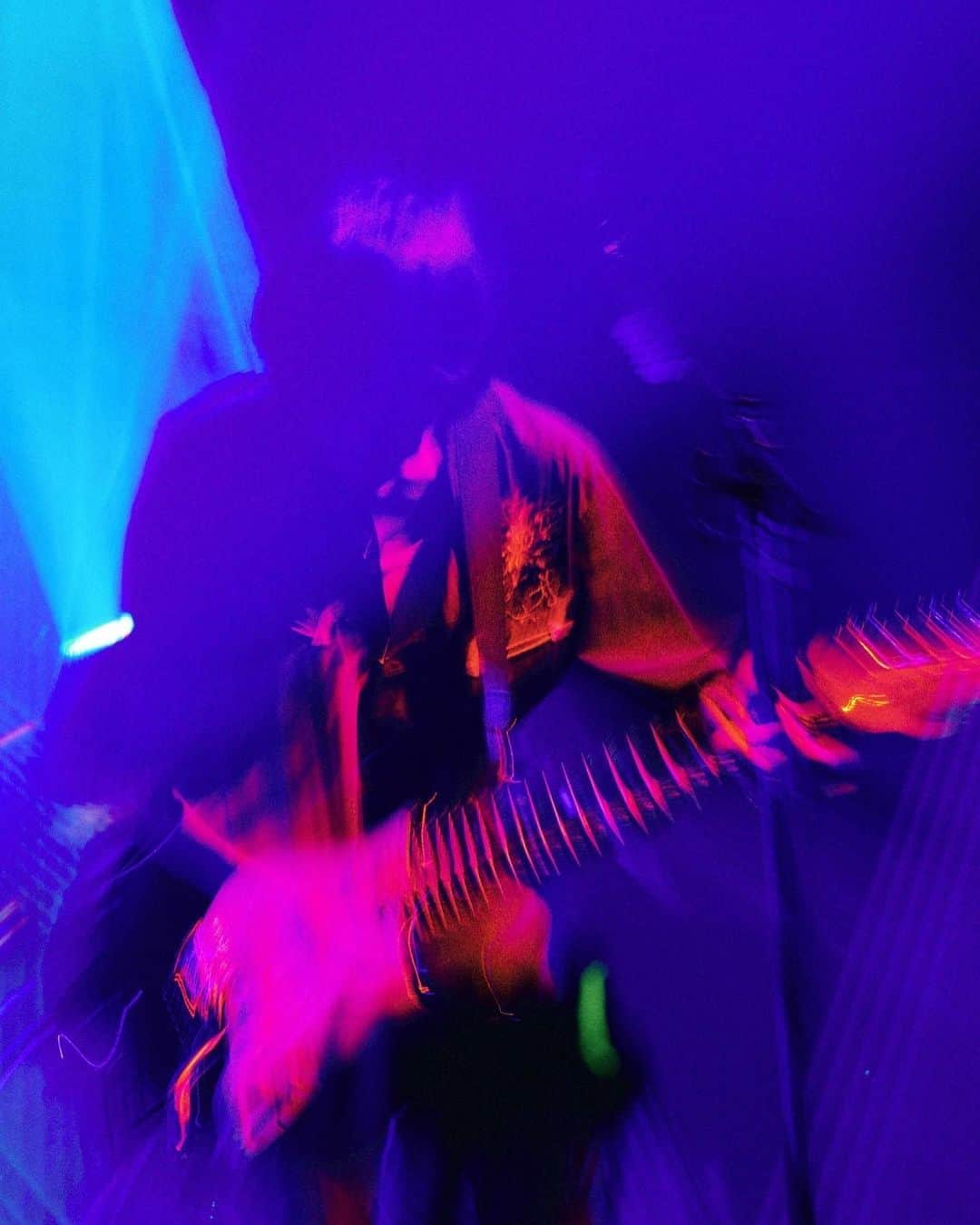 BUMP OF CHICKENのインスタグラム：「2023/4/2 BUMP OF CHICKEN TOUR 2023 be there @ Big Hat  Photo by @yoshiharuota  #bethere」