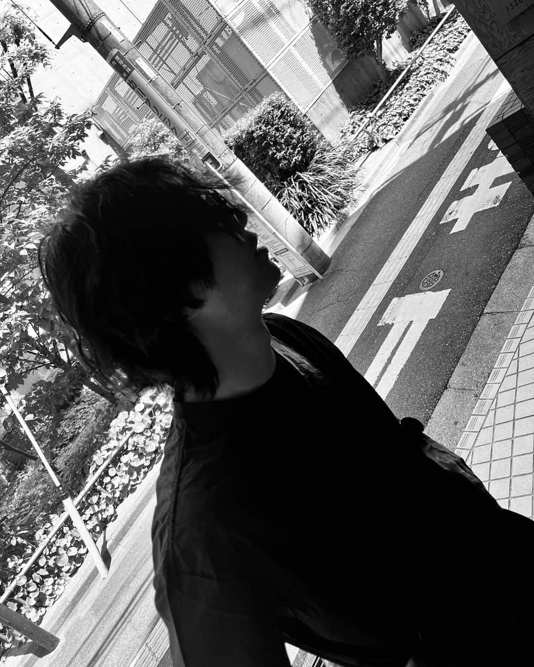 チン・グさんのインスタグラム写真 - (チン・グInstagram)「지금 전주로 갑니다 🎬」4月26日 13時12分 - actor_jingoo