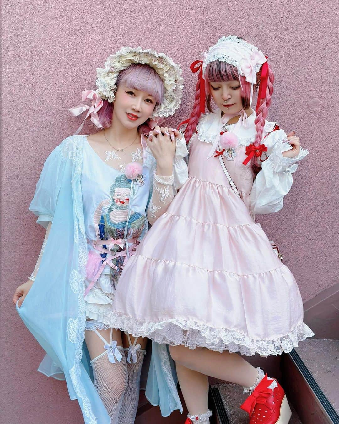 Etsuna otsukAさんのインスタグラム写真 - (Etsuna otsukAInstagram)「大阪にKuuaちゃん @kuua_oyasumi 会いにきました！くうあちゃんのアートが大好きです！ @kuua_art 😍」4月26日 13時39分 - etsunaotsuka