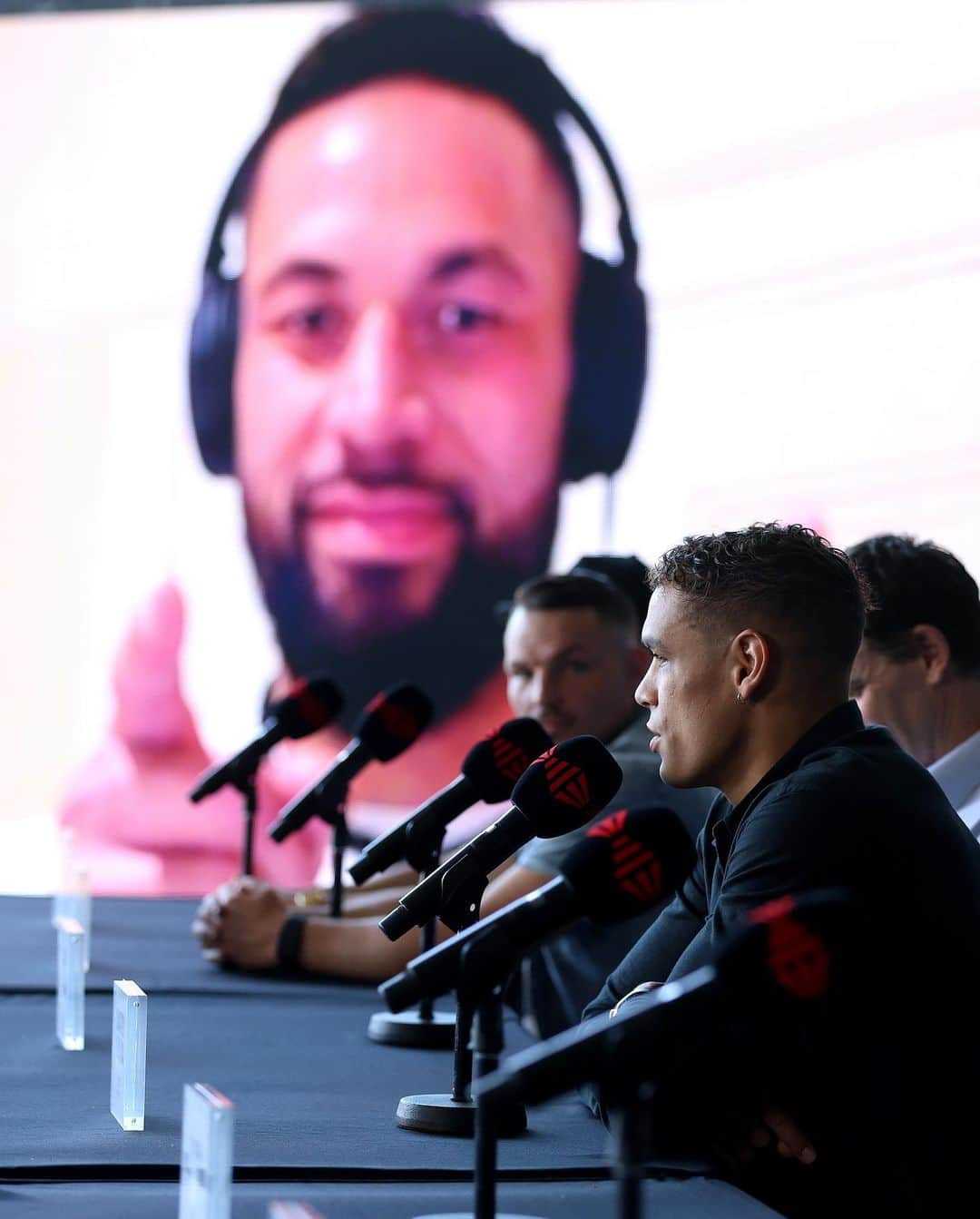 デイヴィッド・ニカさんのインスタグラム写真 - (デイヴィッド・ニカInstagram)「May 24th, Melbourne we’re coming! See you soon @joeboxerparker   Excited and honoured to be fighting on a huge card headlined by two Samoan warriors.   Big thanks to @nolimit_aus for the opportunity 🙏🏽🔥  Tickets in Bio.」4月26日 13時46分 - davidnyika