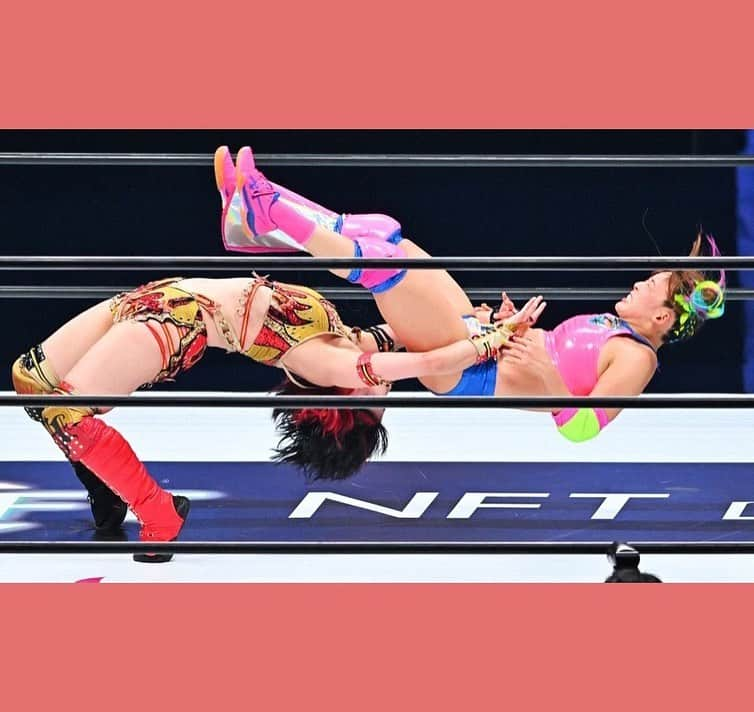 フワちゃんさんのインスタグラム写真 - (フワちゃんInstagram)「4・23 横浜アリーナ  愛がいっぱい！プロレス、大好き！ プロレスもあたしのこと大好きでいて！  I love prowrestling! Prowrestling loves me too!」4月26日 14時24分 - fuwa876