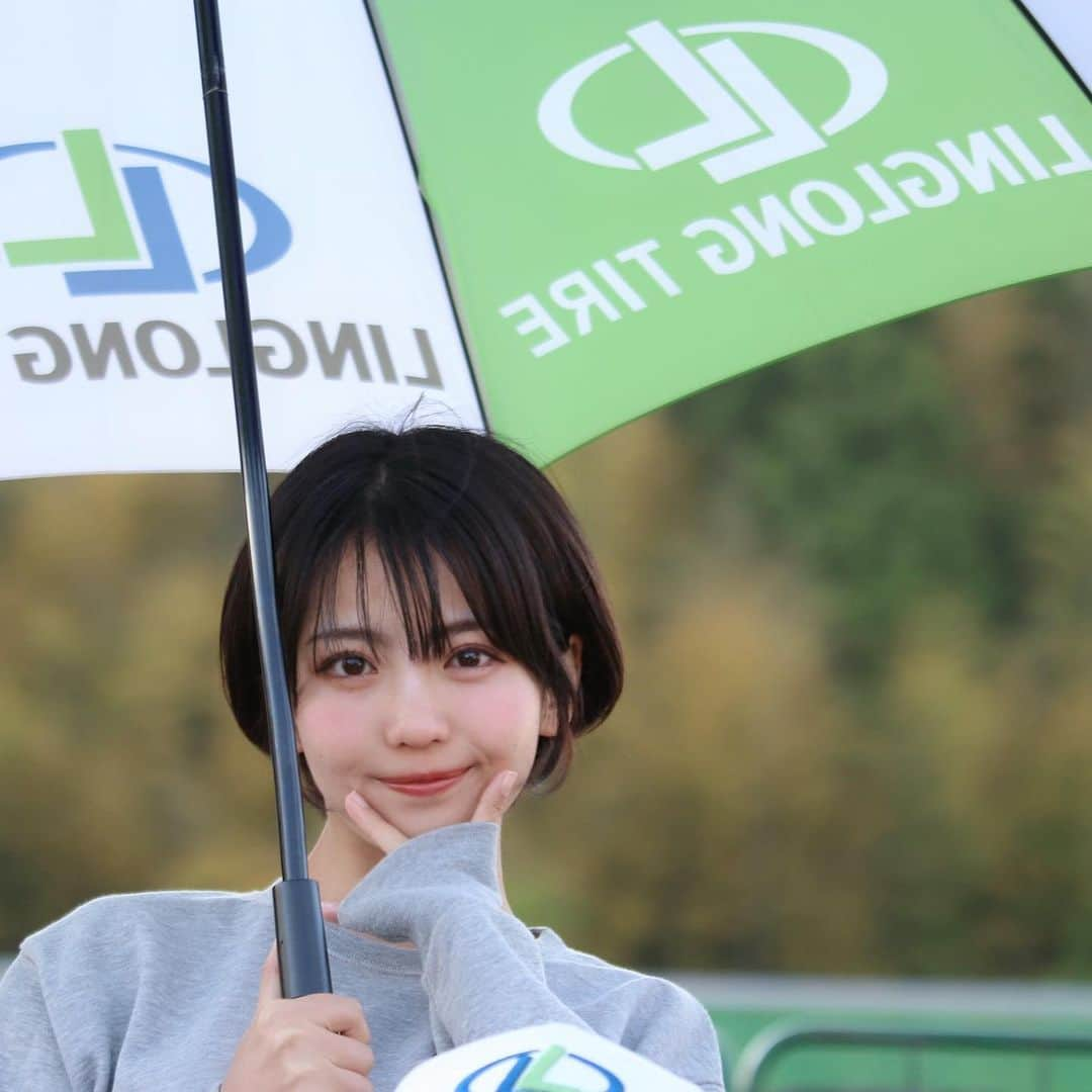 佐々木萌香さんのインスタグラム写真 - (佐々木萌香Instagram)「😏😄😋🥰🙂 #FDJ #formuladrift #formuladriftjapan #佐々木萌香 #レースクイーン」4月26日 15時11分 - moeka_sasaki