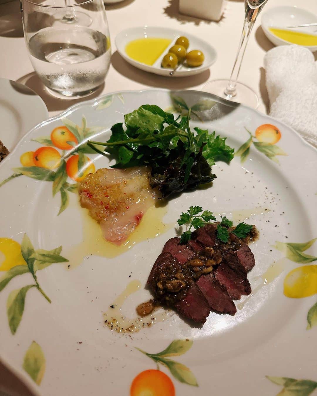 岩瀬玲のインスタグラム：「美味しかった🤤 楽しかった😂  おいしくて 楽しいって最高🤗  最近ご飯おいしすぎて どんどん太る😂  #恵比寿 #イタリアン」