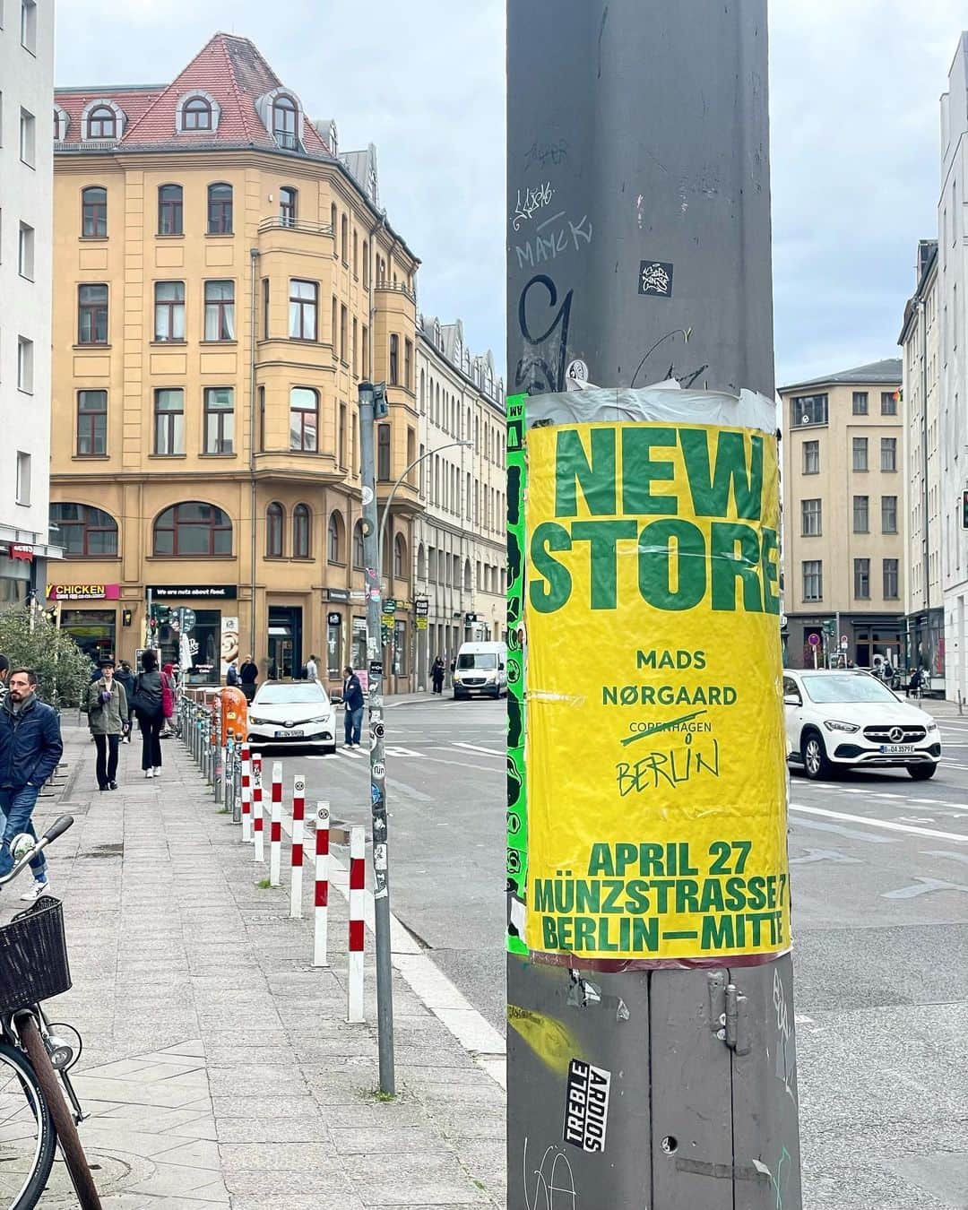 マッツノーガードのインスタグラム：「BERLIN! Can you feel it? Join us for our opening party:   Tomorrow, Thursday 27 3-8pm Münzstraße 7  We can’t wait to see you!」