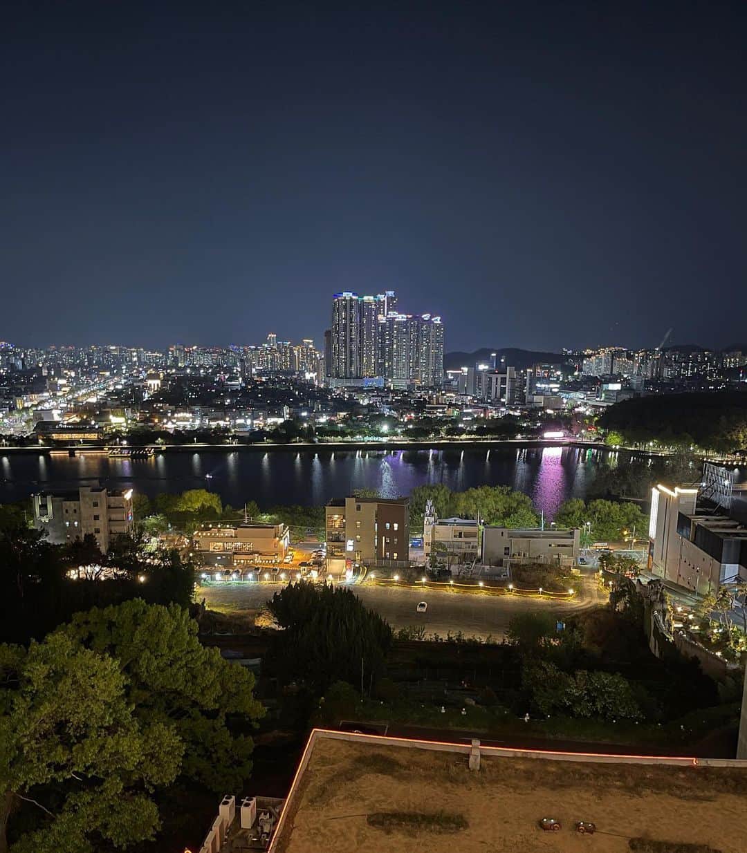 五箇公貴のインスタグラム：「半年ぶりの韓国、東大邱。大邱といえばソン•イェジンの出身地。ソウルより良いな。」