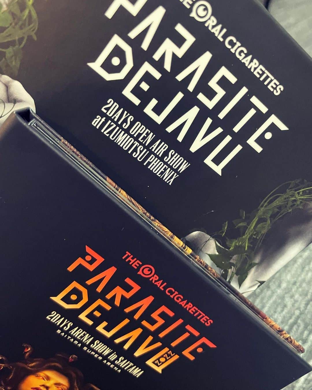 あきらかにあきらのインスタグラム：「PARASITE DEJAVUの映像作品が出たぞおおおおおおお🥏 #THEORALCIGARETTES #PARASITEDEJAVU」