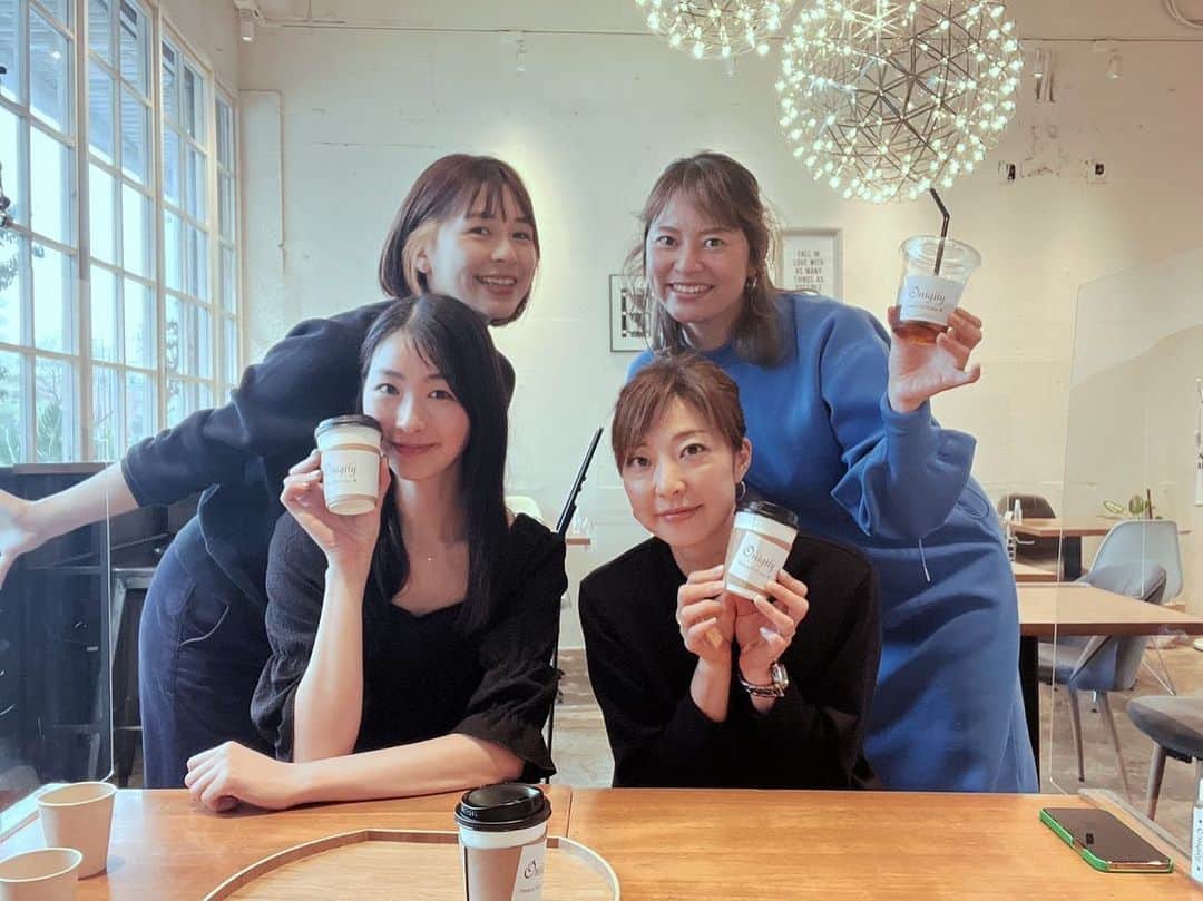 石井あみのグルメインスタ