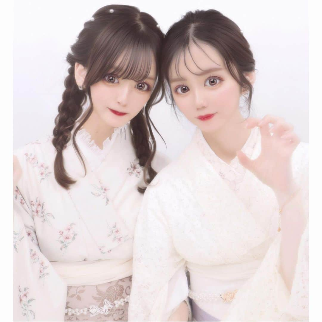 紗彩さんのインスタグラム写真 - (紗彩Instagram)「.｡o♡o｡.｡o♡o｡.｡o♡o｡.  いつもハルセカなのに、無くて違うので撮った🫠🤍  ゆきみとの時差プリでした🌛  .  #プリント倶楽部 #プリクラ#プリクラポーズ#プリクラ加工 #プリクラ倶楽部 #ぷりんと倶楽部#浅草#着物レンタル#着物#着物プリ#fff#lfl#likesforlike #いいね返し#振袖ヘア#振袖#シミラールック #フレンチガーリー#epine#épine」4月26日 17時06分 - _saya_523