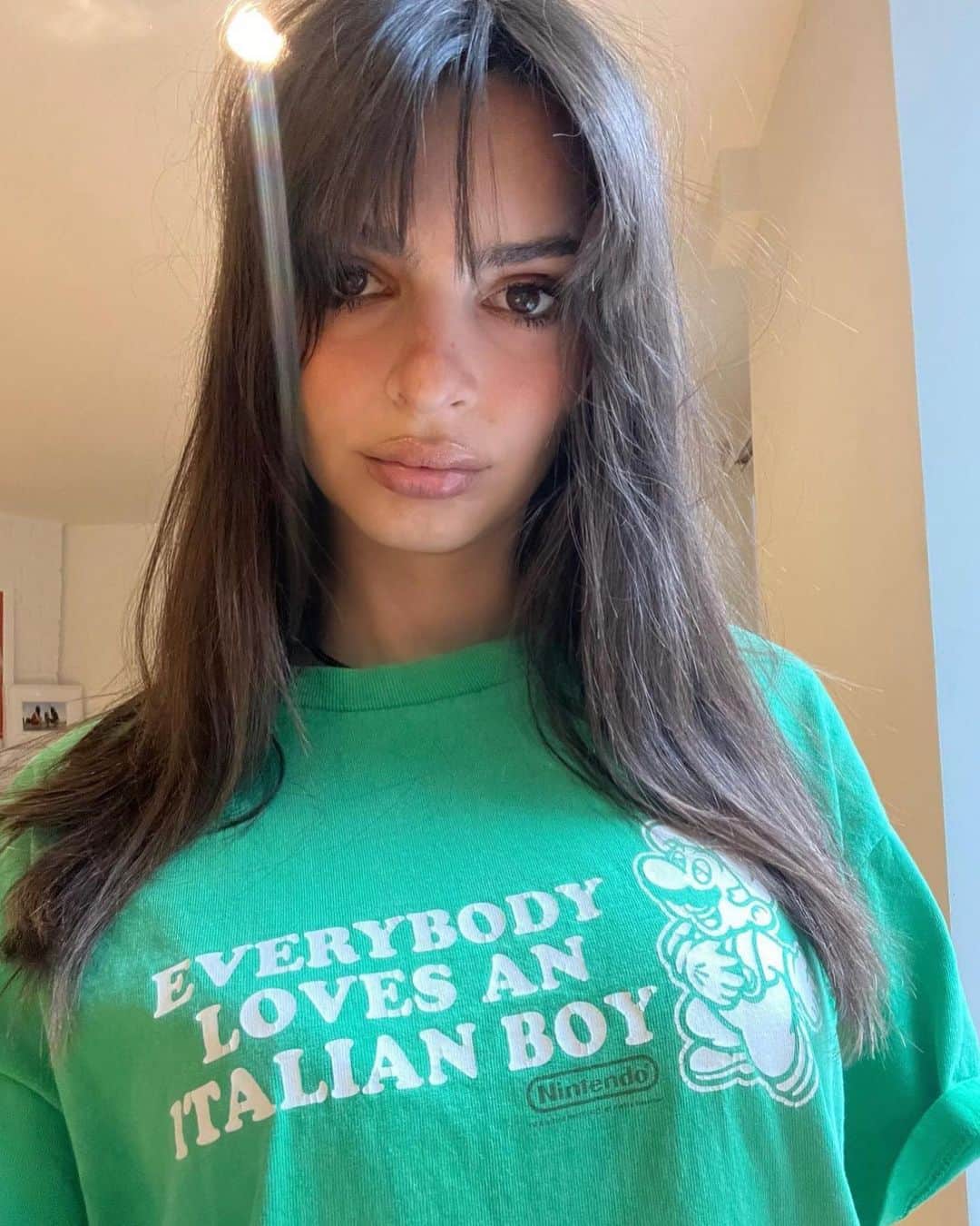 Blonde Saladさんのインスタグラム写真 - (Blonde SaladInstagram)「Emily Ratajkowski is our today’s fashion inspo: from the coolest stroller walk with her baby Sylvester in tie-dye skirt + crop top or maxi cargo pants to her must have statement t-shirt dedicated to the italian boys 🇮🇹💚  📸 IPA + @emrata Instagram   #Emrata #EmilyRatajkowski #FashionInspo #NYC #TheBlondeSalad」4月26日 17時34分 - theblondesalad
