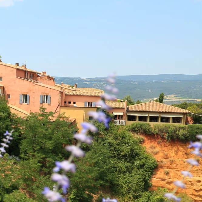 ヴィラデマリアージュさいたまのインスタグラム：「⁡ 南フランスをテーマにした⁡ 結婚式の街が⁡ Villas des Mariages⁡ ⁡ この街から、⁡ あなたの幸せの物語が始まります。⁡ ⁡ 南フランスの土からなる⁡ あたたかな色彩の街には、⁡ 四季の花があふれる庭や、⁡ 燦々と光の入るバンケット、⁡ カリヨンの鐘が鳴り響く教会が。⁡ この街に集う結婚式の⁡ プロフェッショナルたちが、⁡ 喜びと驚きにあふれた結婚の日を、⁡ ともにしつらえます。⁡ ⁡ ⁡ ⁡ #南フランス⁡⁡⁡ #フランス⁡⁡⁡ #南フランスの街⁡⁡⁡⁡ #ヴィラデマリアージュ⁡⁡⁡⁡⁡⁡⁡⁡ #ヴィラデマリアージュさいたま⁡⁡ #結婚式⁡⁡⁡⁡⁡⁡⁡⁡ #結婚式場⁡⁡⁡⁡⁡⁡⁡⁡ #ウエディング⁡⁡⁡⁡⁡⁡⁡⁡ #埼玉結婚式⁡⁡⁡⁡⁡⁡⁡⁡ #大宮結婚式⁡⁡⁡⁡⁡⁡ #埼玉結婚式場⁡⁡⁡⁡⁡⁡⁡⁡ #大宮結婚式場⁡⁡⁡⁡⁡⁡ #埼玉県結婚式場⁡ #埼玉県結婚式⁡ #埼玉ウエディング⁡⁡⁡⁡⁡⁡ #埼玉ドレスショップ⁡⁡⁡⁡⁡⁡⁡⁡ #大宮ドレスショップ⁡⁡⁡⁡⁡⁡⁡⁡ #埼玉レストラン⁡⁡⁡⁡⁡⁡⁡⁡ #埼玉プロポーズ⁡⁡⁡⁡⁡⁡⁡ #ヴィラ花嫁⁡⁡⁡⁡⁡⁡⁡⁡ #埼玉花嫁⁡⁡⁡⁡⁡⁡⁡⁡ #大宮花嫁⁡」