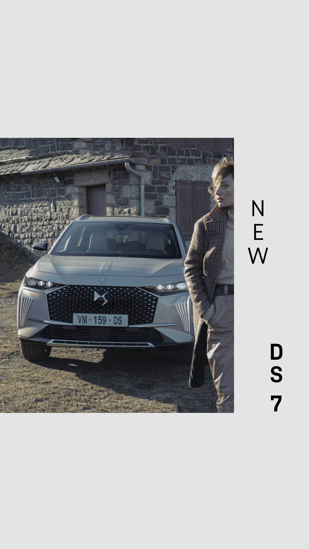 DS JAPAN Official Account of DS JAPANのインスタグラム：「洗練をまとう旅の時間。 誇り高きクラフトマンシップと先進テクノロジーの完璧なマリアージュによりデザインされたNEW DS 7。  📸 Laurent Nivalle  #DSオートモビル #DSAutomobiles #FrenchArtofTravel #DS7」