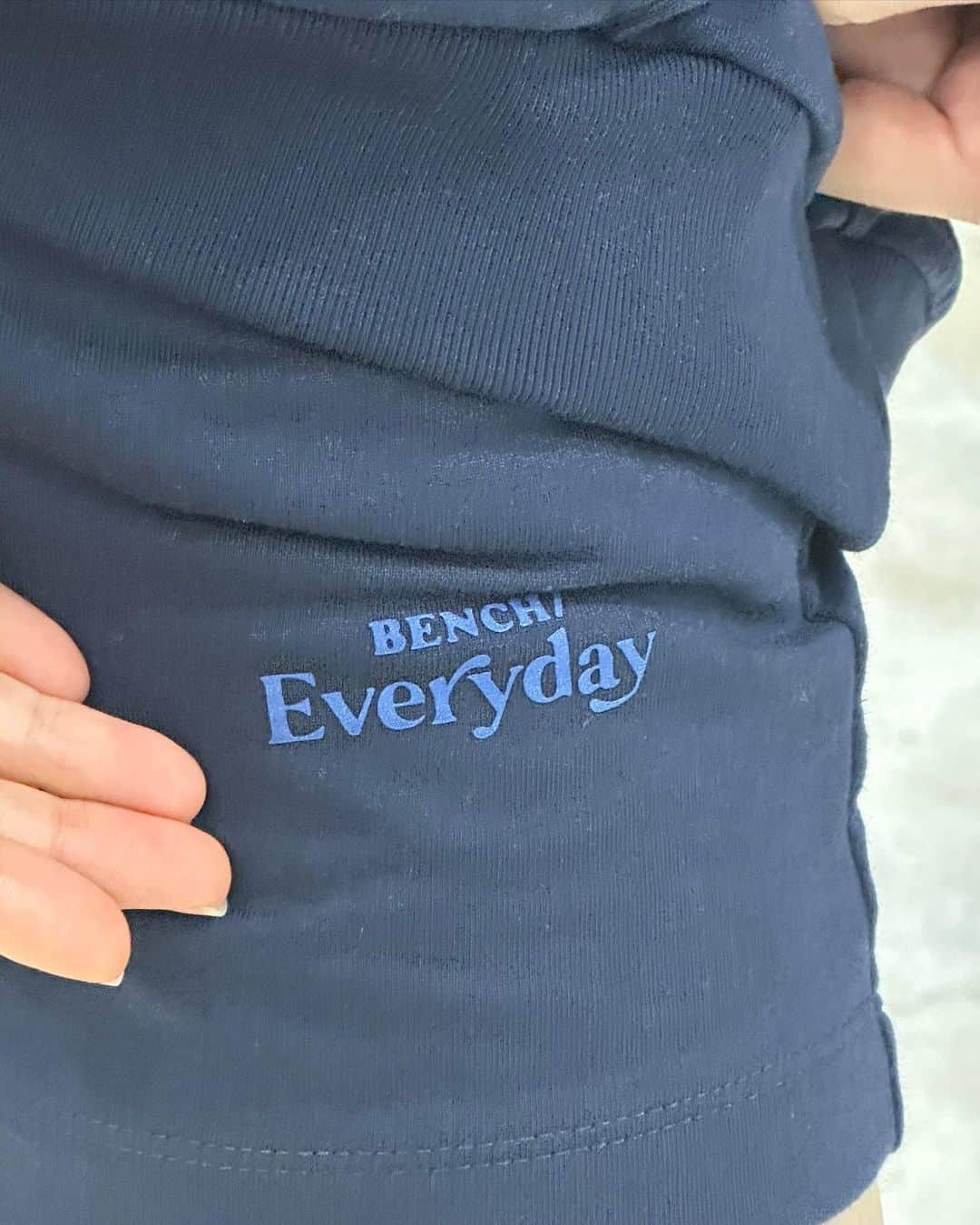 ITZYさんのインスタグラム写真 - (ITZYInstagram)「Bench Everyday💙😉」4月26日 18時52分 - itzy.all.in.us