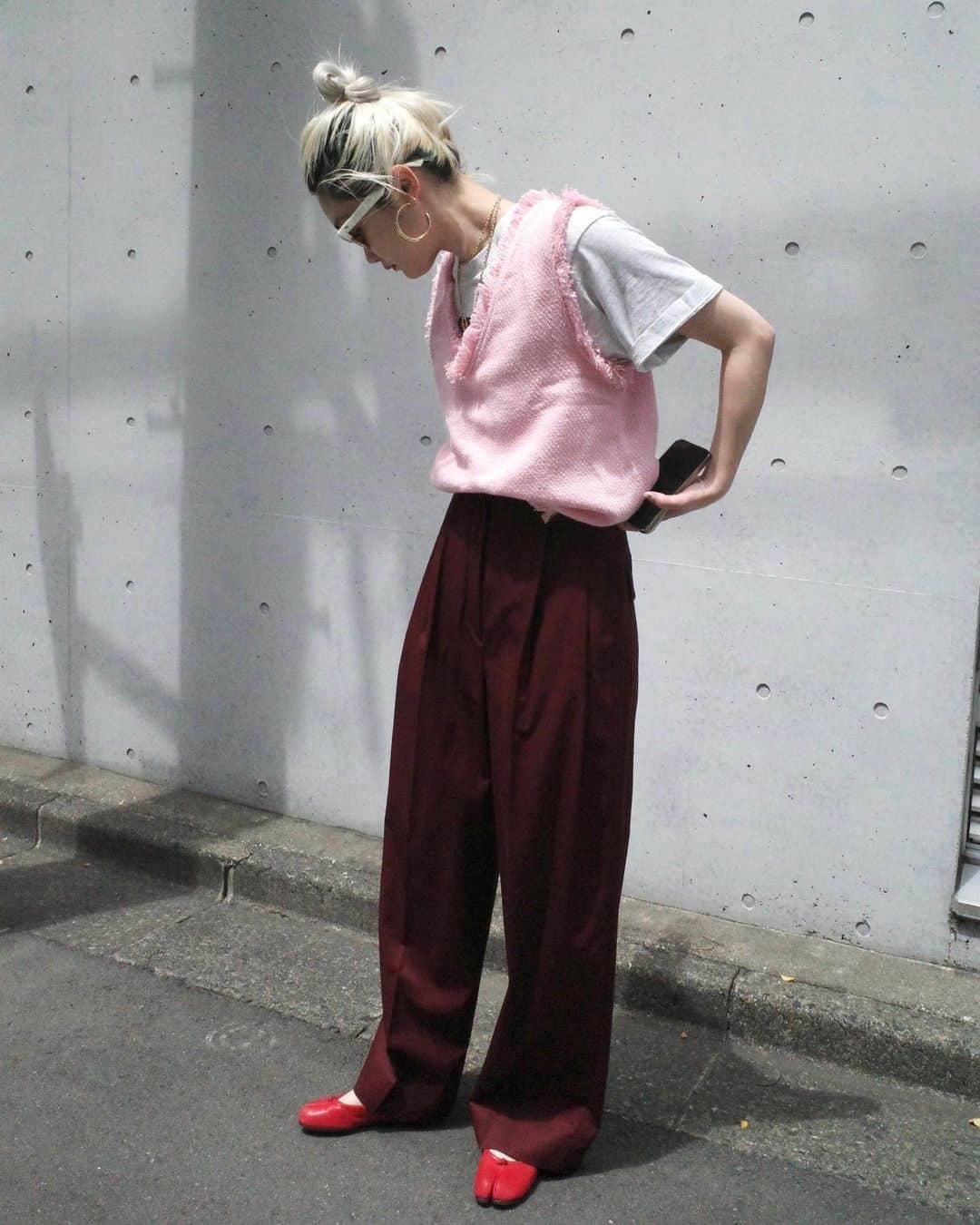 柳瀬未央さんのインスタグラム写真 - (柳瀬未央Instagram)「. pinkのベスト再入荷したよ💓  #0138n_fashion」4月26日 19時04分 - _0138n