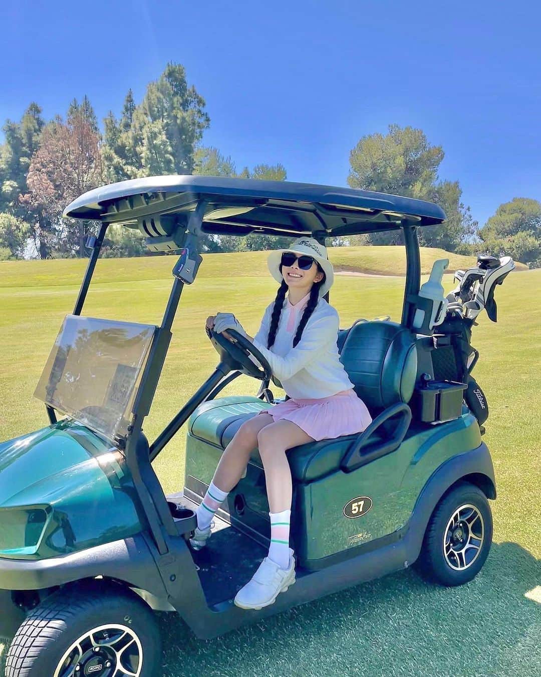 チョン・ジユのインスタグラム：「🤪」