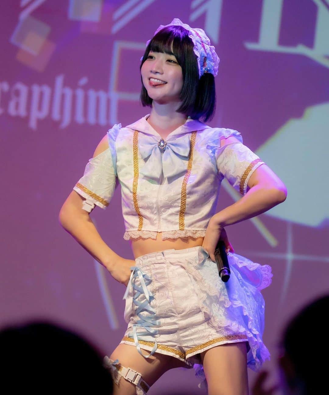 牧乃めいのインスタグラム：「舌ペロアイドル🤍  #粉我 #japaneseidol #idol #被写体 #被写体モデル  #被写体になります #ファインダー越しの私の世界 #撮影会 #アイドル  #自撮り界隈 #selfie #lfl #サブカル #likeforlike #いいね返しは絶対 #いいね返し #インナーカラー #model #地下アイドル #水色担当 #ootd #おしゃれさんと繋がりたい #ゴテゴテネイル  #ボブ #ミニボブ #좋아요 #맞팔 #ストリートファッション」