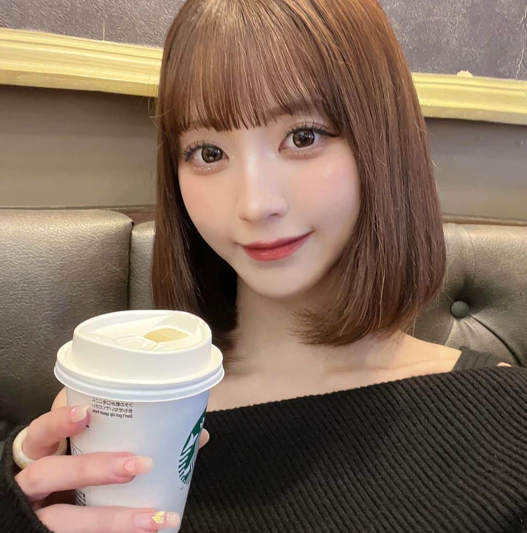 戸澤あいりのインスタグラム：「. 🖤」