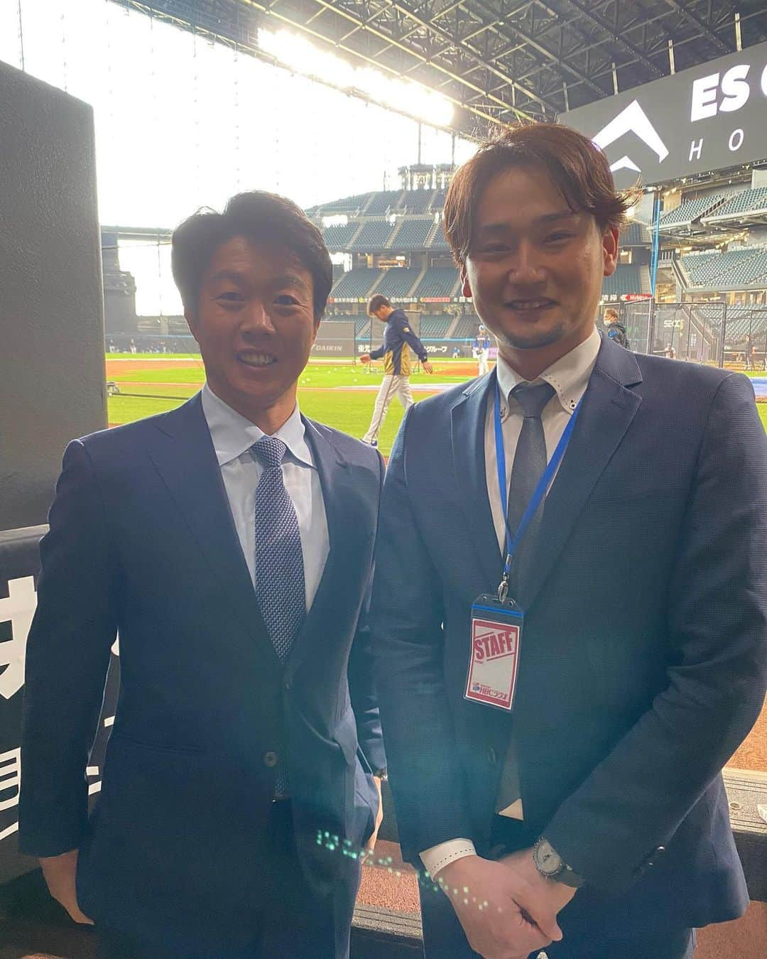 中村勝さんのインスタグラム写真 - (中村勝Instagram)「昨日は鶴岡さんに会えました！ つるさんの後ろについて行かせてもらって心強かったです笑 相変わらずお優しい方でした！ ありがとうございました！ #エスコンフィールド北海道  #北海道日本ハムファイターズ  #鶴岡慎也」4月26日 19時33分 - masa__nakamura