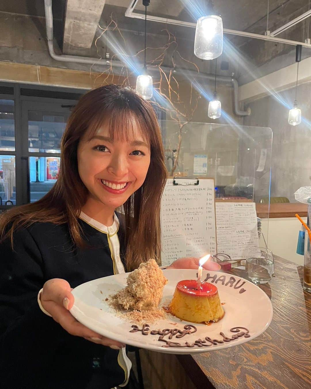 高木晴菜さんのインスタグラム写真 - (高木晴菜Instagram)「🎂  もえにお祝いしてもらいました🥹 いつもありがとう😭🧡  プレゼントまで用意してくれて、、 お揃いにしてくれたみたいです🥰うれしいなぁ🤤 はやく一緒に着てどこかお出かけしたいです👯‍♀️  この日もいつも通り話は尽きず、笑 また次回会えるのが楽しみです✌️  @n_moepi_fbs   #26歳 #お祝いありがとう 🎂✨ #中谷萌 アナ」4月26日 19時33分 - harunatakagi