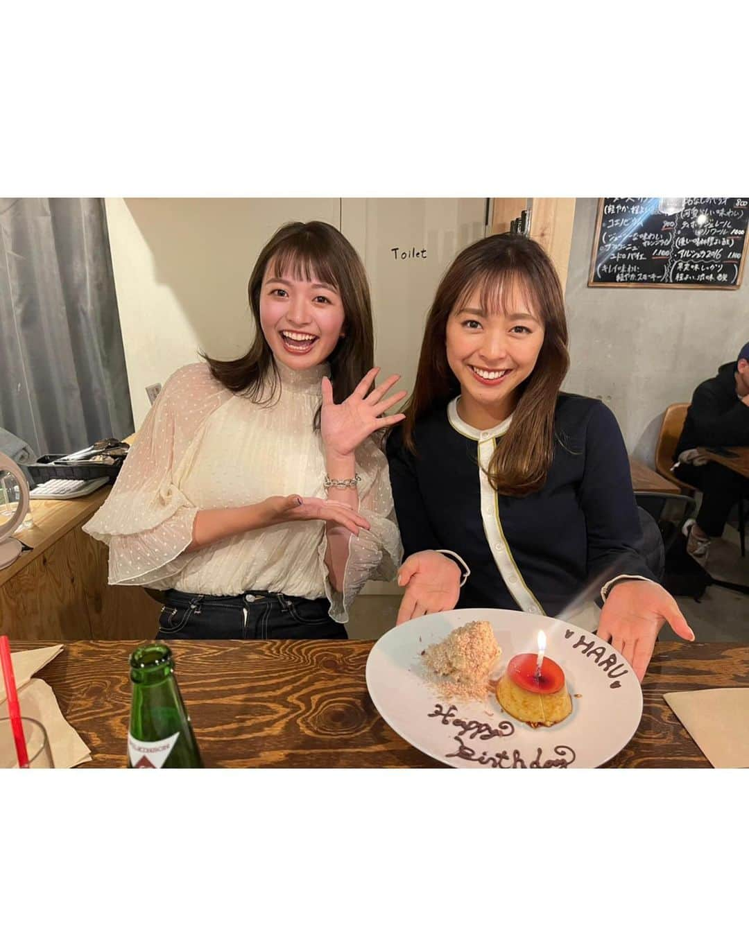 高木晴菜のインスタグラム：「🎂  もえにお祝いしてもらいました🥹 いつもありがとう😭🧡  プレゼントまで用意してくれて、、 お揃いにしてくれたみたいです🥰うれしいなぁ🤤 はやく一緒に着てどこかお出かけしたいです👯‍♀️  この日もいつも通り話は尽きず、笑 また次回会えるのが楽しみです✌️  @n_moepi_fbs   #26歳 #お祝いありがとう 🎂✨ #中谷萌 アナ」