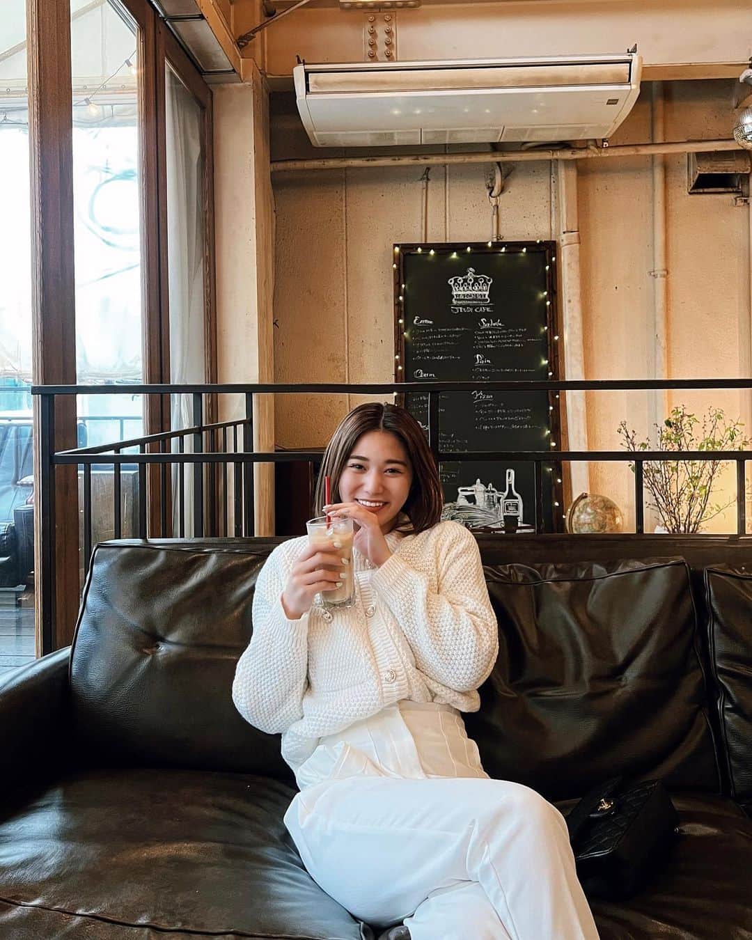 浪花ほのかのインスタグラム：「渋谷にある【TOKYO ACE CLINIC】で医療脱毛してきました！🥰🥰  もうすぐ夏やから、目指せすべすべ肌！！❣️❣️  #tokyo_ace_clinic #美容皮膚科 #医療脱毛 #脱毛  @tokyo_ace_clinic」
