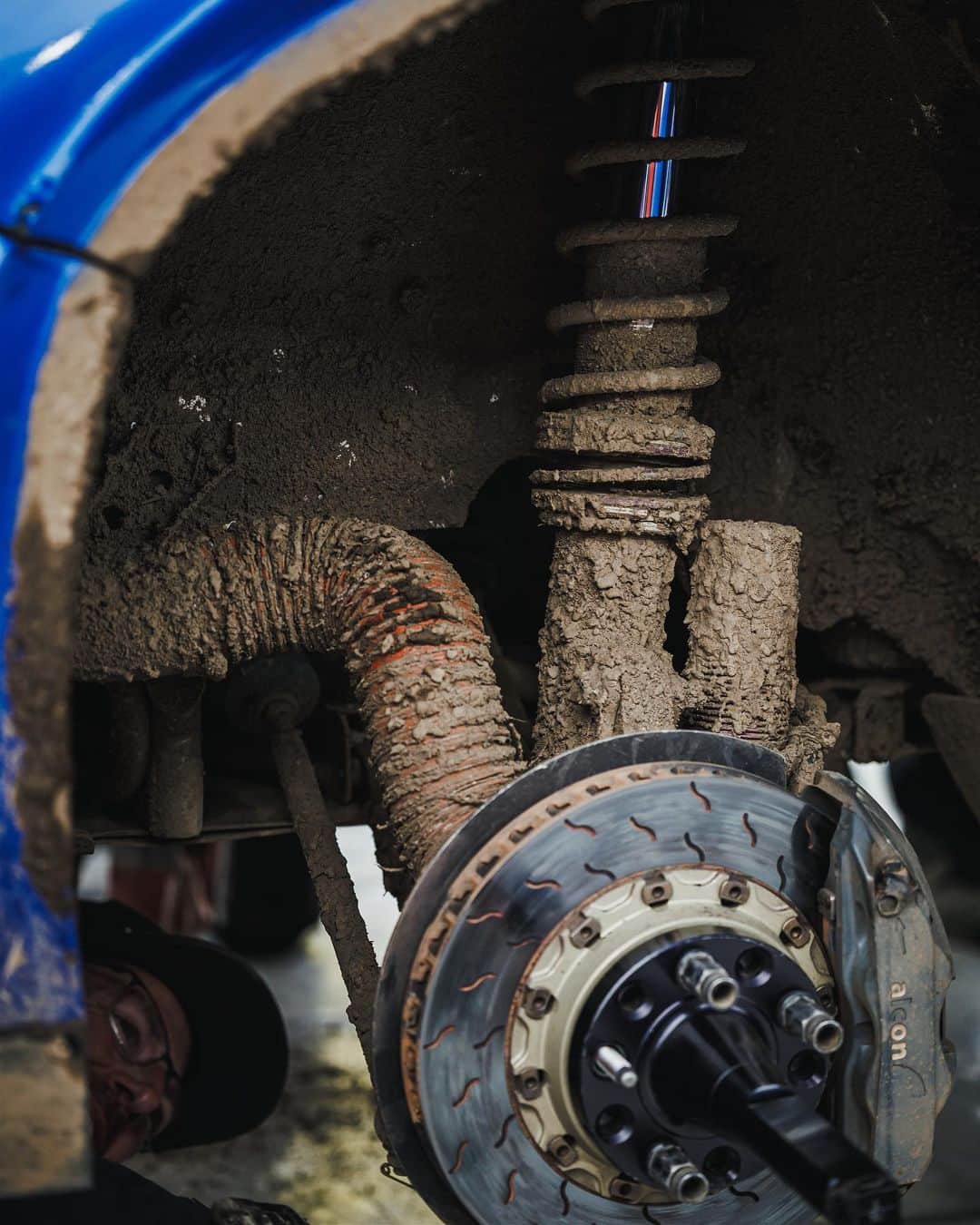 Subaru Rally Team USAさんのインスタグラム写真 - (Subaru Rally Team USAInstagram)「🌎 Subaru Loves the Earth…so much we put it on our rally car.  #subaru #subarulovestheearth #subielove #rally #motorsport #pnw #mud #dirt #dirtycar   📸 @trevorlydenphoto」4月27日 5時33分 - subarumotorsportsusa