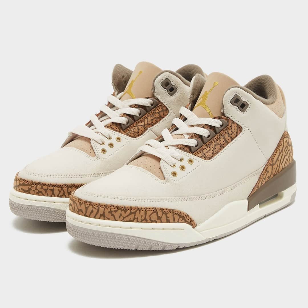 Sneaker Newsさんのインスタグラム写真 - (Sneaker NewsInstagram)「Official Retailer images: Air Jordan 3 "Palomino" 🍂⁠ Release Date: August 19th, 2023 ($200)⁠ LINK IN BIO for full details.」4月27日 6時00分 - sneakernews
