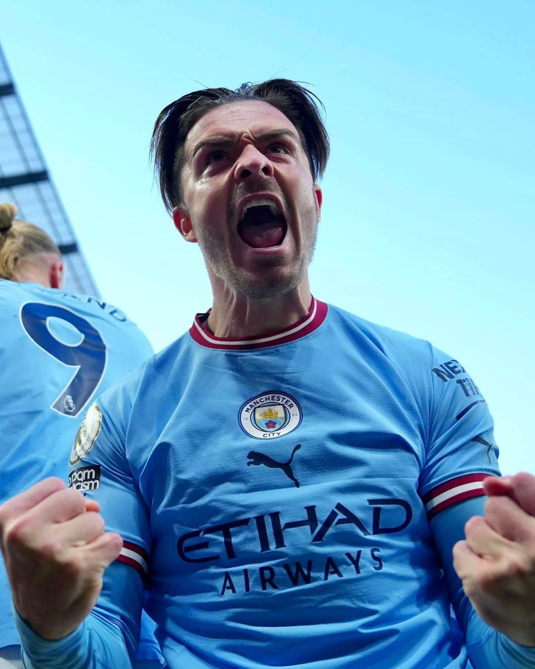 ジャック・グリーリッシュさんのインスタグラム写真 - (ジャック・グリーリッシュInstagram)「Nights like these at Etihad don’t get much better! A long way still to go!! Cmon the boyssss!!! CITEHHHHHH 💙💙💙」4月27日 6時18分 - jackgrealish