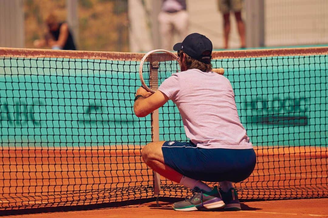 ATP World Tourさんのインスタグラム写真 - (ATP World TourInstagram)「Day 1 in Madrid but make it accidentally Wes Anderson🧍‍♂️  📸 @mutuamadridopen | #MMOPEN」4月27日 6時45分 - atptour