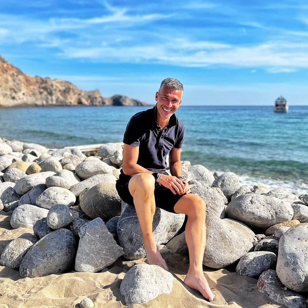 ルイス・ハビエル・ガルシア・サンスのインスタグラム：「"Time is free, but it's priceless. You can't own it, but you can use it. You can't keep it, but you can spend it. Once you've lost it, you can never get it back again."  ~Harvey MacKay」
