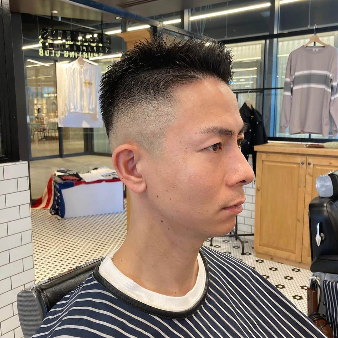 フリーマンズスポーティングクラブのインスタグラム：「FSC -YOKOHAMA  BARBER💈  HAIR CUT ¥6,600(tax incl.) made by @sumikaonoue   #freemanssportingclub  #fscbarber #barbershop #barber #mensgrooming  #yokohama」