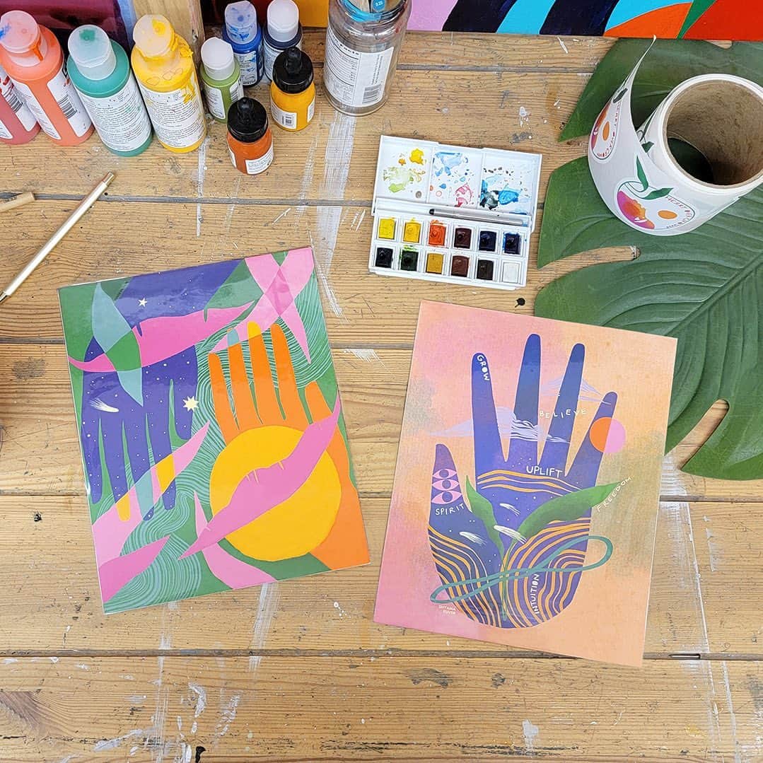 ロック&リパブリックのインスタグラム：「Asian American, Native Hawaiian and Pacific Islander Heritage Month begins in May! ❤️ Take a behind-the-scenes look at the amazing collection from Sonoma Community created by designers Shyama Kuver and Emma Daisy Gertel. #AANHPIHM @emmadaisy @heartovercrown」