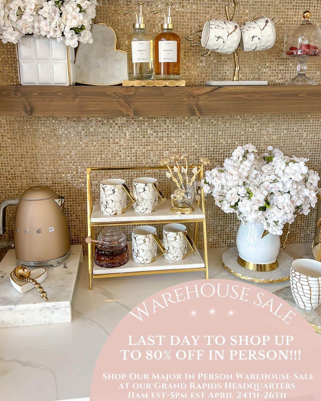 のインスタグラム：「LAST DAY to shop our Up to 80% Off In Person Warehouse Sale⌛️Time is almost up! Come visit 5333 33rd Street Se Suite C, Grand Rapids, MI 49512 from 11AM-5PM EST to shop ginger jars, florals, side tables, canisters, trays, outdoor decor and SO much more at incredible prices! Hurry and shop today, Wednesday the 26th from 11AM-5PM EST  Shop inspiremehomedecor.com link in bio!」