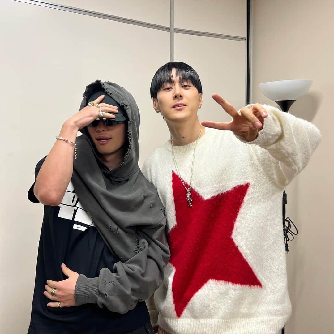 $HOR1 WINBOYのインスタグラム：「Nice to see you @ph1boyyy 🔥 동경하는 사람과 드디어 만날 수 있었어🤝⭐️ 너무 착한 사람이였다🫶🏻 ABOUT DAMN TIME!!!!!」