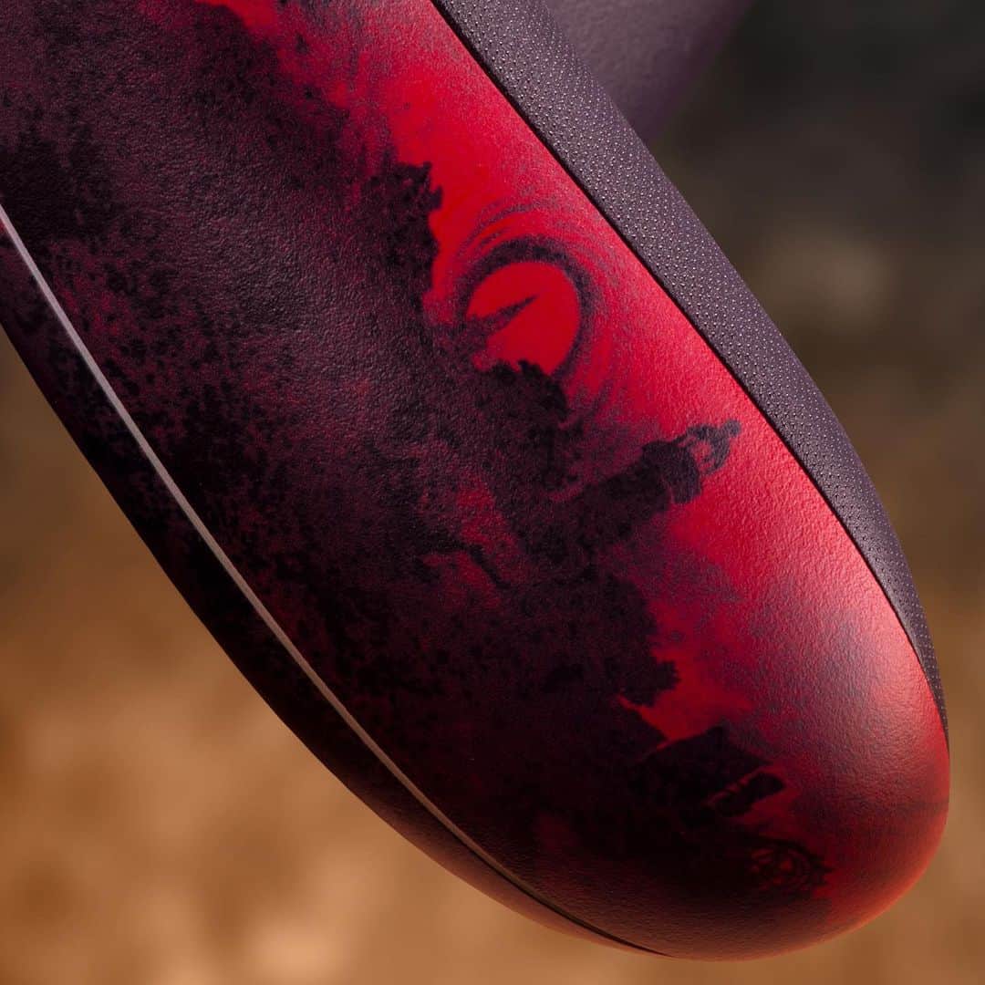 Xboxさんのインスタグラム写真 - (XboxInstagram)「When you’re slaying vampires, you’re gonna want the right controller for the job. Official Redfall limited edition controllers available now with Xbox Design Lab.」4月26日 23時14分 - xbox