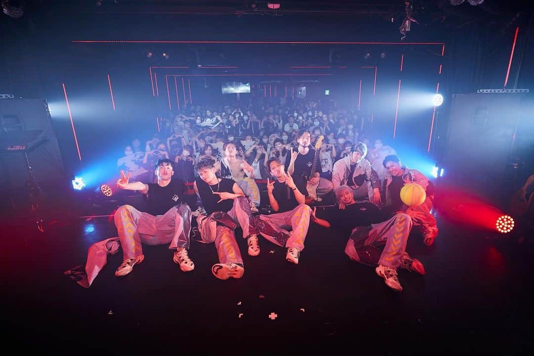 SHUNのインスタグラム：「2023.04.24 WHAT’S YOUR ZONE?  同じ志を持った奴らとブチかませた最高の時間でした。  集まってくれたみんなにも感謝。  またアップデートして帰ってくる！  @condense.official  #CONDENSE」