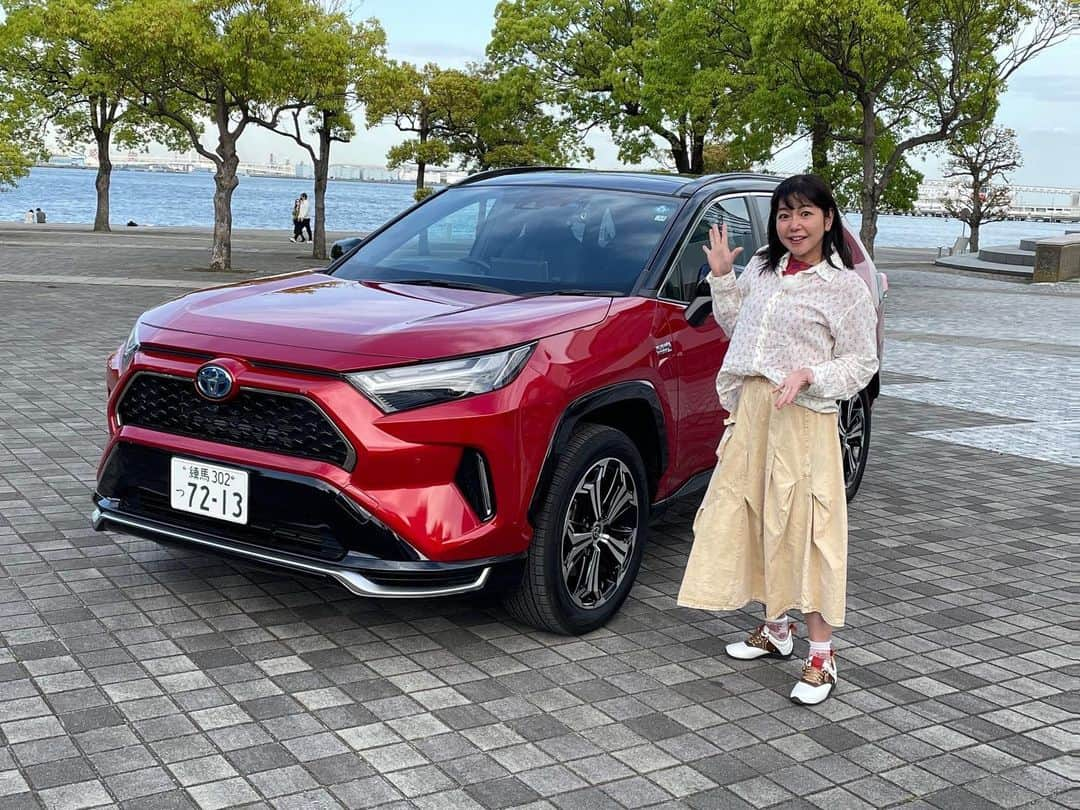 竹岡圭さんのインスタグラム写真 - (竹岡圭Instagram)「圭 Tube❤️トヨタRAV4PHEVが公開されましたー🤩 https://youtu.be/1G-Aeca0zG4  #トヨタ #RAV4 #PHEV #圭Tube #圭チューブ #竹岡圭」4月26日 23時24分 - kei_takeoka