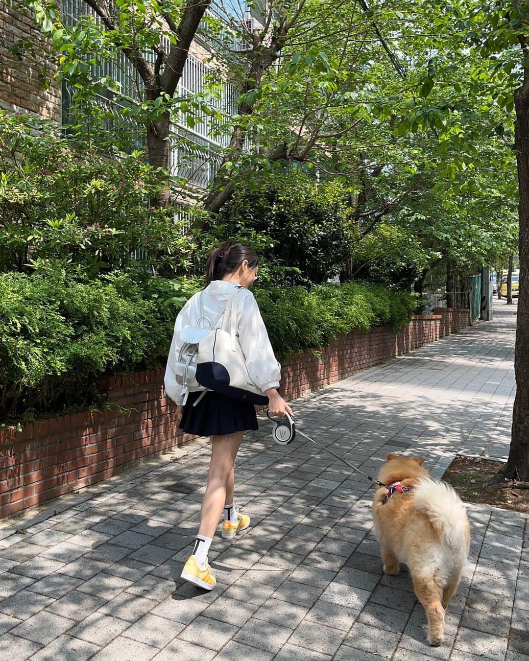 ギョンリ のインスタグラム：「행복이 따로 있으까~? 난 모루겠따?🫶🏻」