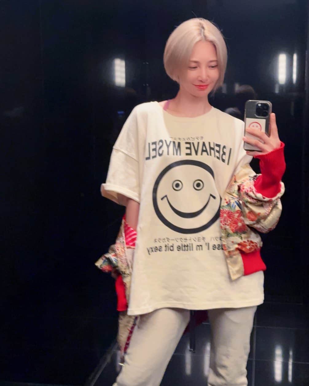 澤田友美のインスタグラム：「モテビカエチュー by tetsu👍 @alovemovement  @nataldesign1999  @perfectribsofficial  . . あさってからの2G @2gtokyo でこのTげっとしましょう。みんな。👽❤️❤️❤️」
