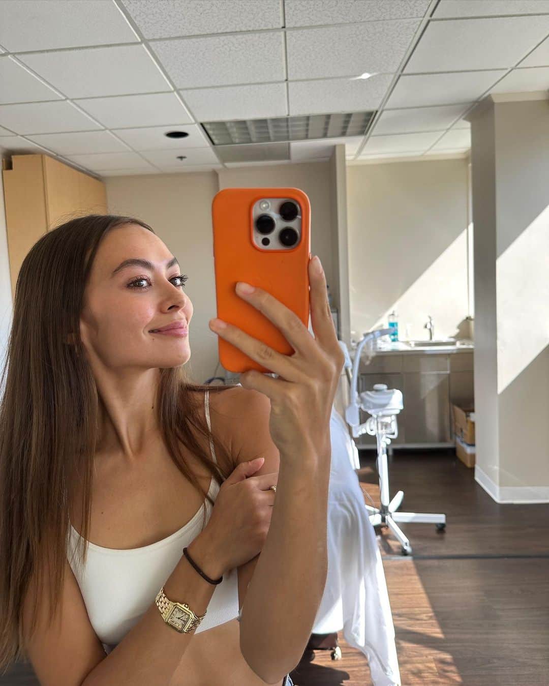 emilyのインスタグラム：「Life lately 🍑🍓🌴🎾🌞」
