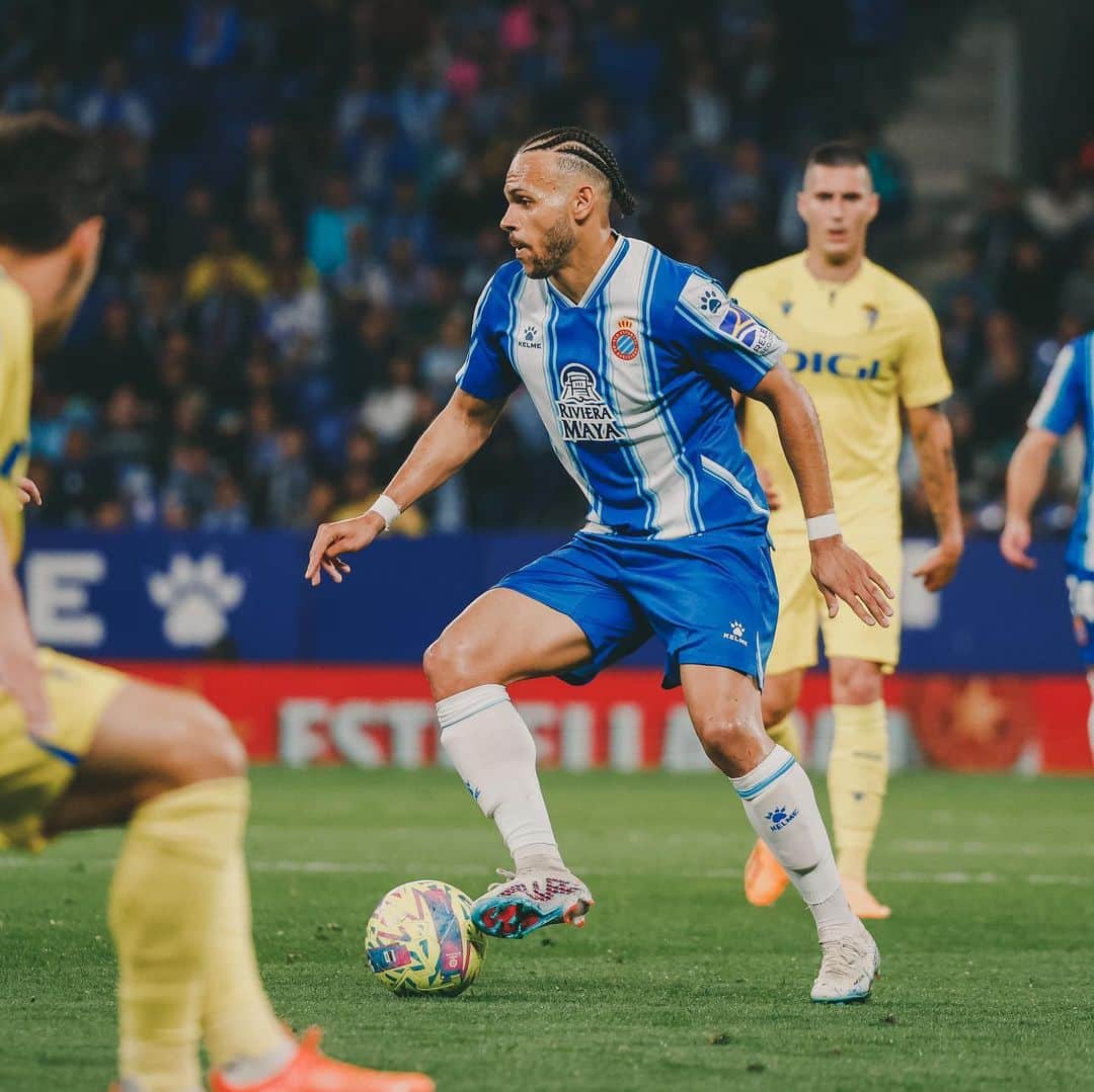 RCDエスパニョールのインスタグラム：「📋 CONVOCATÒRIA | Aquests són els jugadors que viatgen a Vila-real #VillarrealEspanyol #RCDE #CamíDeLaSalvació」
