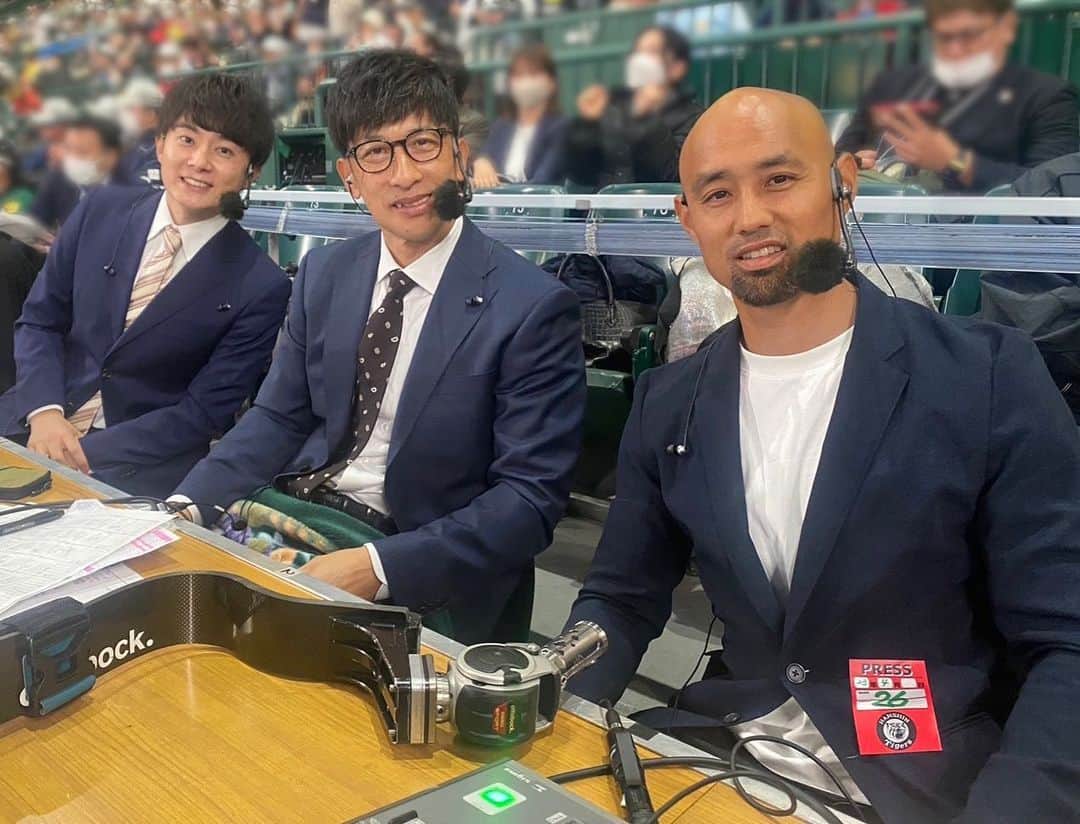 北條瑛祐のインスタグラム：「🐅  4月26日　甲子園 阪神vs巨人 解説：矢野燿大さん ゲスト：山本篤さん  ABCテレビにて実況を担当しました！ 佐藤輝明選手のホームランから始まった流れはワクワクしましたね☺️ 次は勝利を！！  #abcテレビ  #虎バン  #阪神タイガース」
