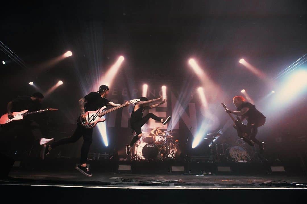 スリーピング・ウィズ・サイレンスのインスタグラム：「Des Moines - our show May 28 at Wooly's is now SOLD OUT and only a limited number of VIP Ticket Packages remain.   Grab the last few available VIP packages for Des Moines, Silver Spring and Sacramento now at SirensMusic.co ‼️」