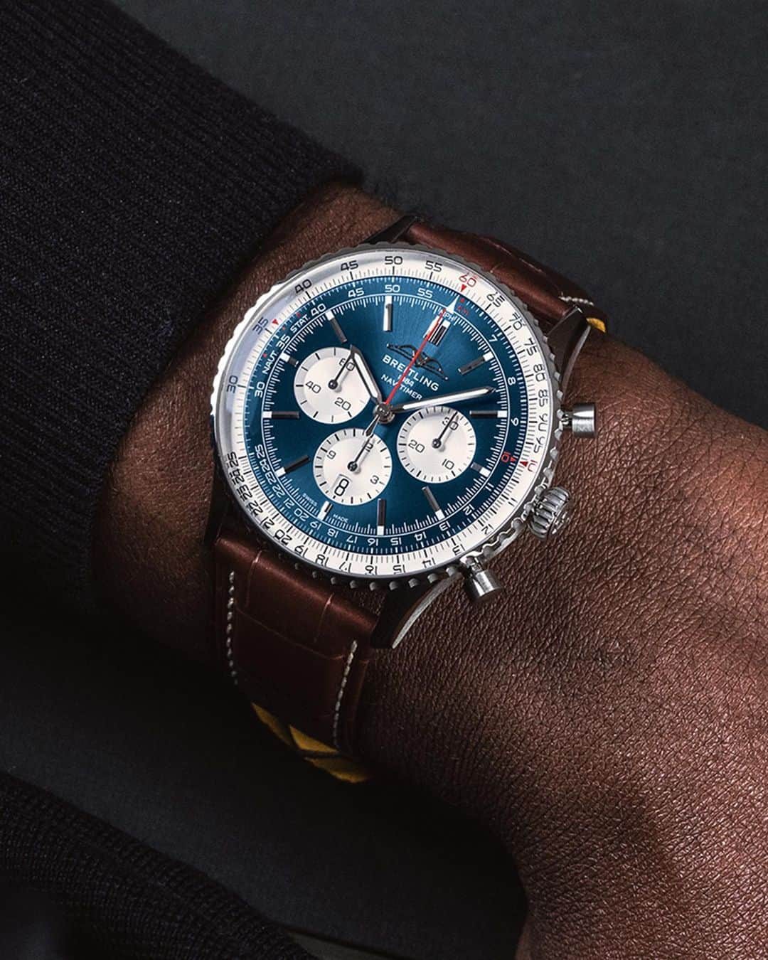 ブライトリングさんのインスタグラム写真 - (ブライトリングInstagram)「The cerulean dial shade on the Navitimer B01 Chonograph 46 has us dreaming about sunny skies and clear blue seas. How about you?  ⠀ ⠀ ⠀ ⠀ ⠀ ⠀ #breitling #squadonamission #navitimer #forthejourney #navitimer70th #chronograph #icon #pilotwatch #luxury #swissmade #watches」4月27日 0時51分 - breitling